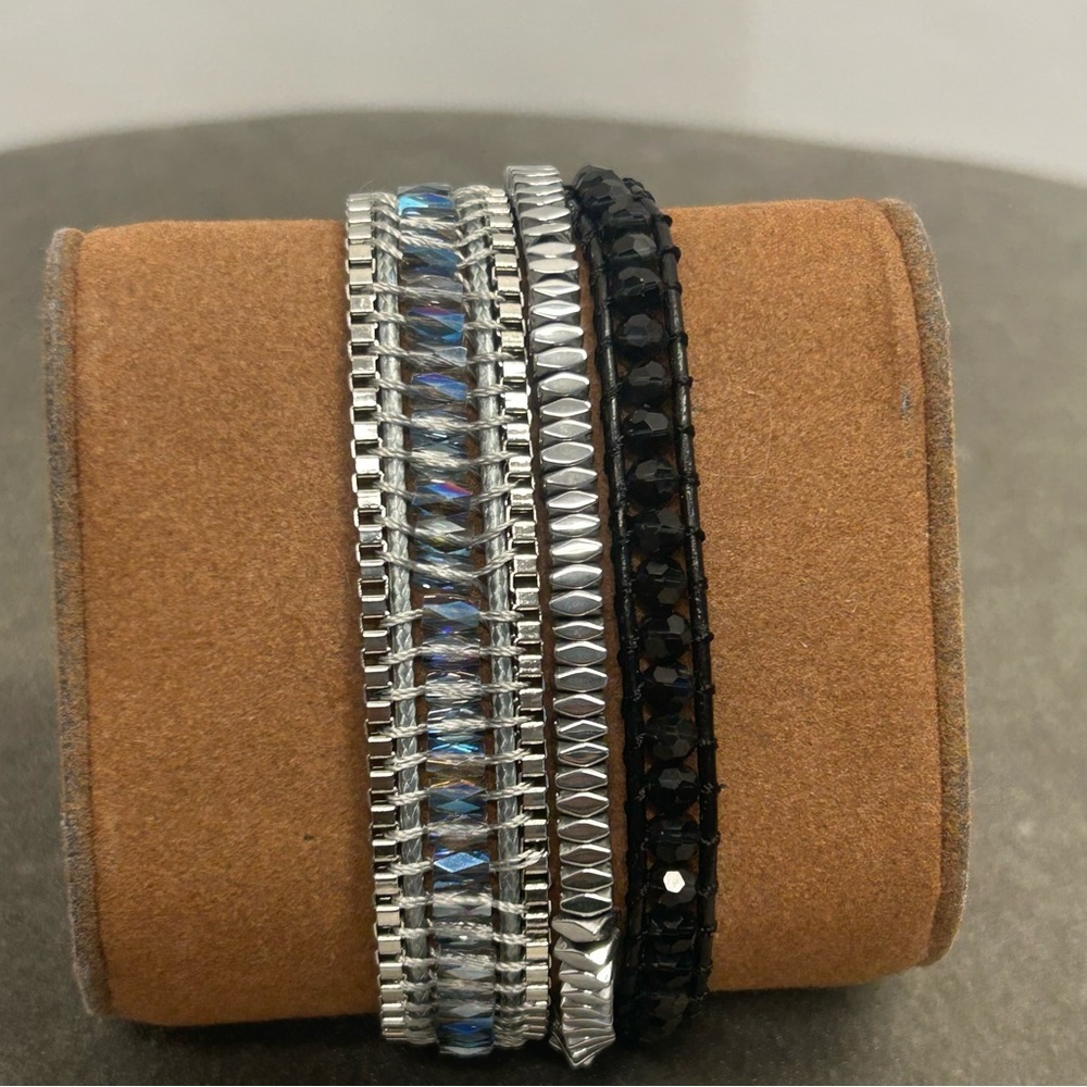 Victoria Emerson Silver tone blue black beaded borealis multi layered bracelet
